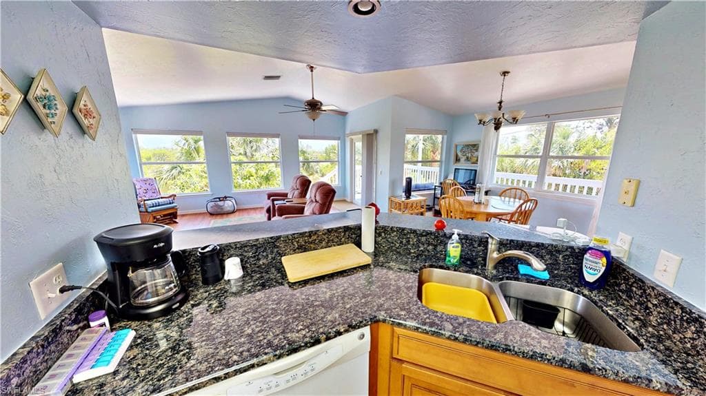 8161 Moyer LN, BOKEELIA FL 33922-12
