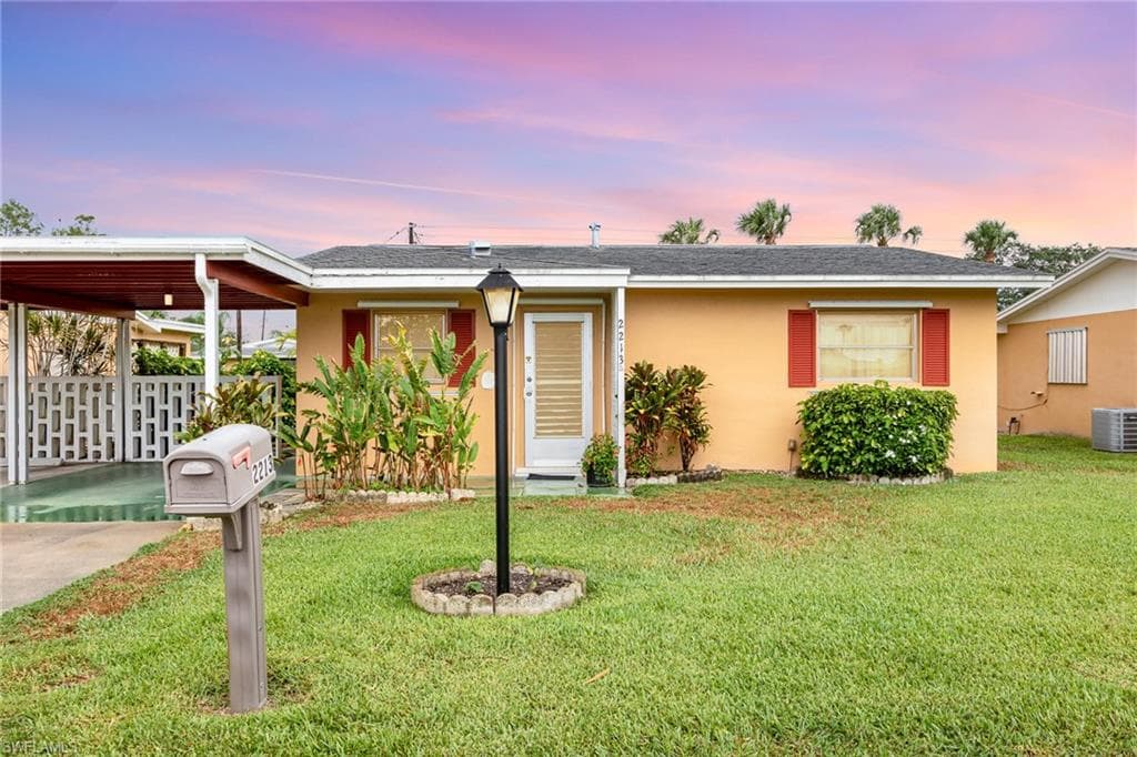 2213 Orchid RD, LEHIGH ACRES FL 33936-25