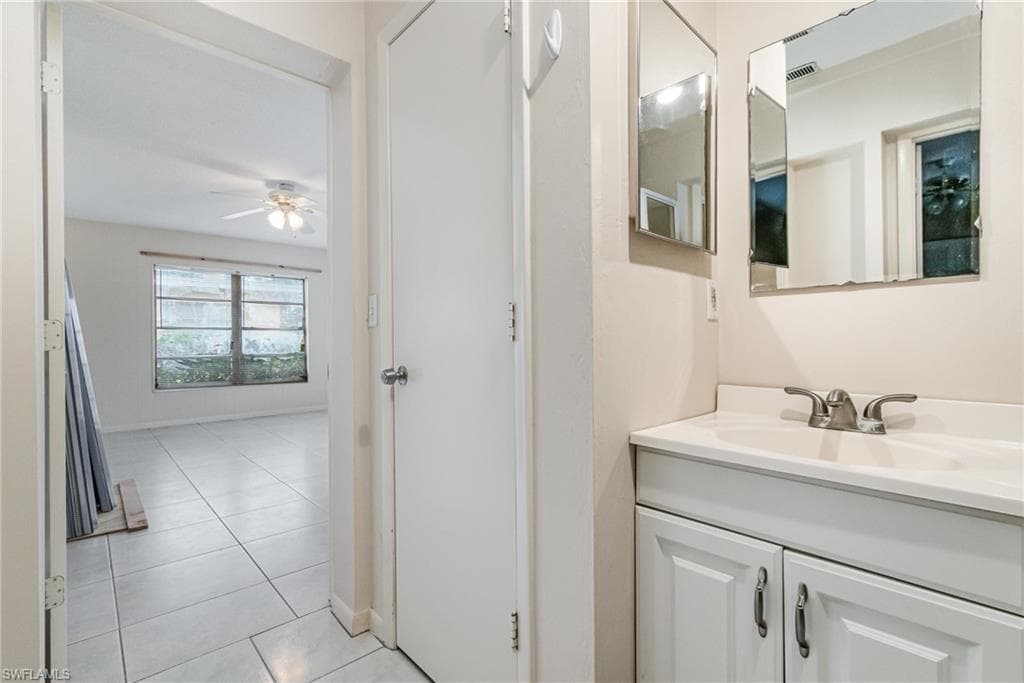 2213 Orchid RD, LEHIGH ACRES FL 33936-21
