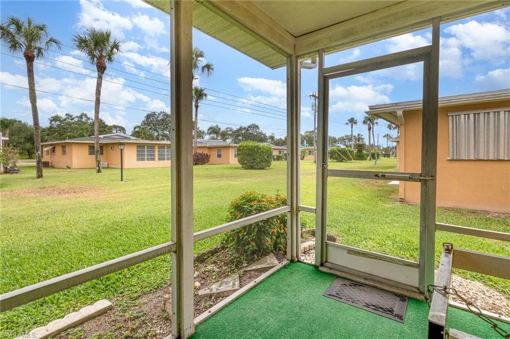 2213 Orchid RD, LEHIGH ACRES FL 33936-23
