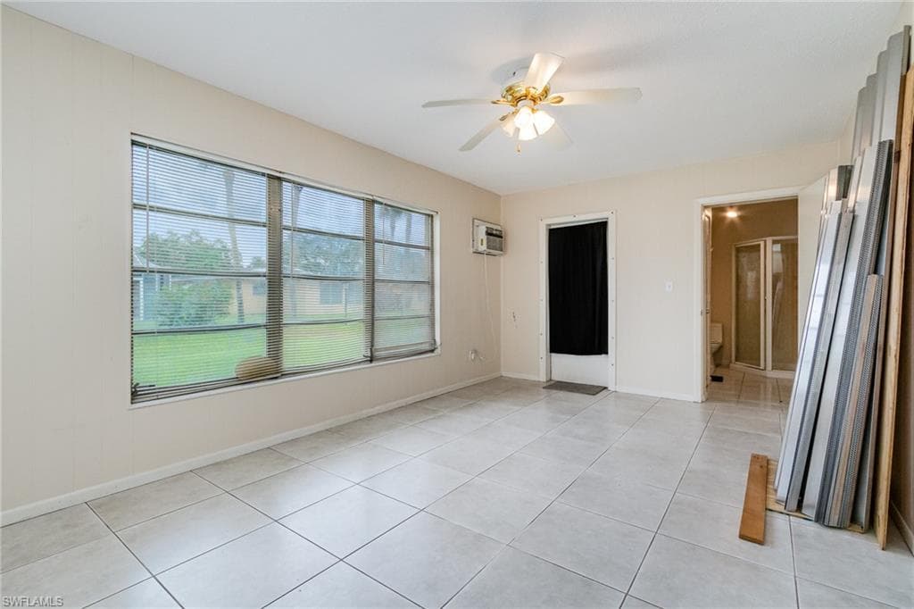 2213 Orchid RD, LEHIGH ACRES FL 33936-10