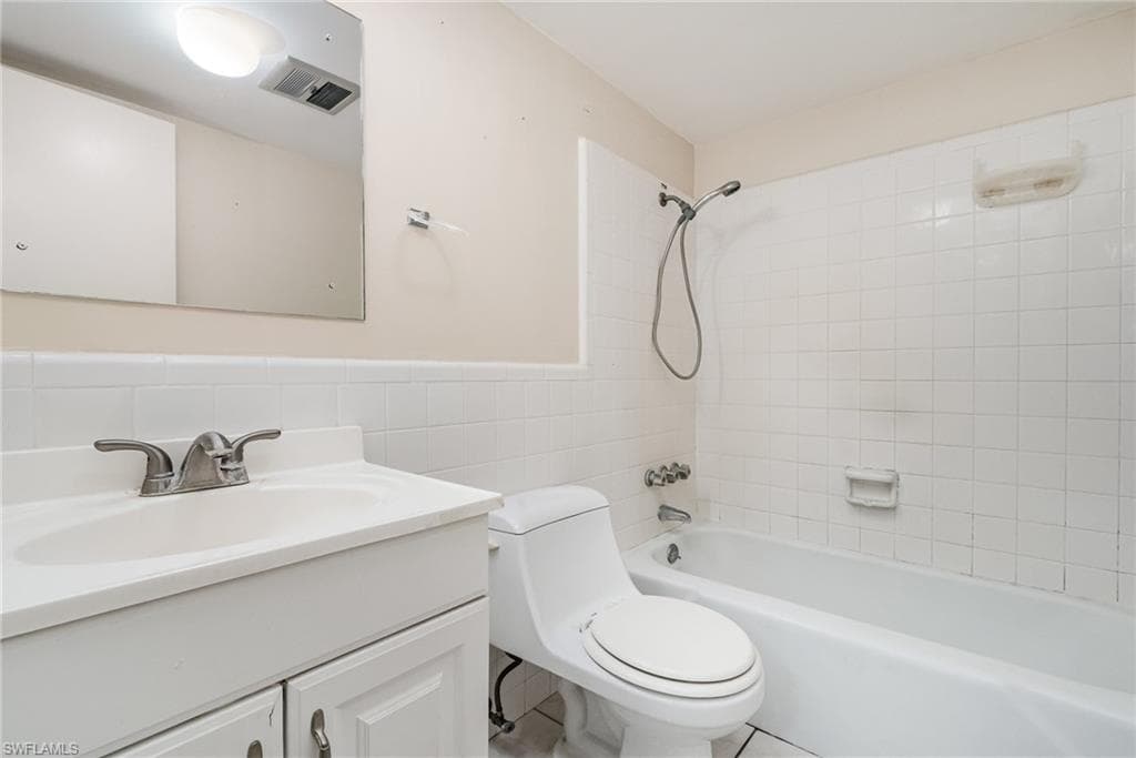 2213 Orchid RD, LEHIGH ACRES FL 33936-18
