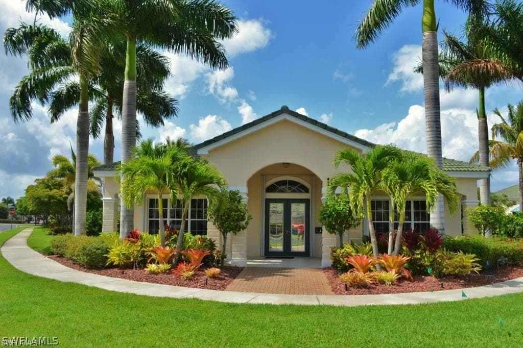 10112 Spyglass Hill LN, FORT MYERS FL 33966-32