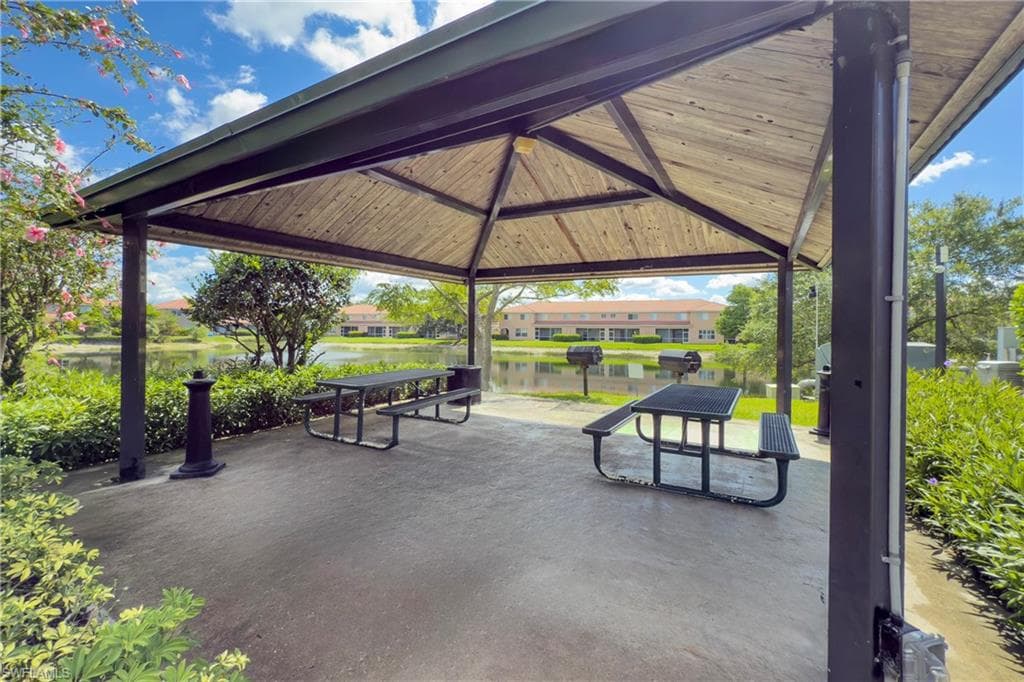 17504 Cherry Ridge LN, FORT MYERS FL 33967-36