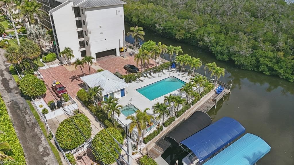 5220 Bonita Beach RD SW # 105, BONITA SPRINGS FL 34134-22
