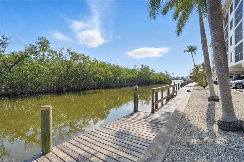 5220 Bonita Beach RD SW # 105, BONITA SPRINGS FL 34134-2