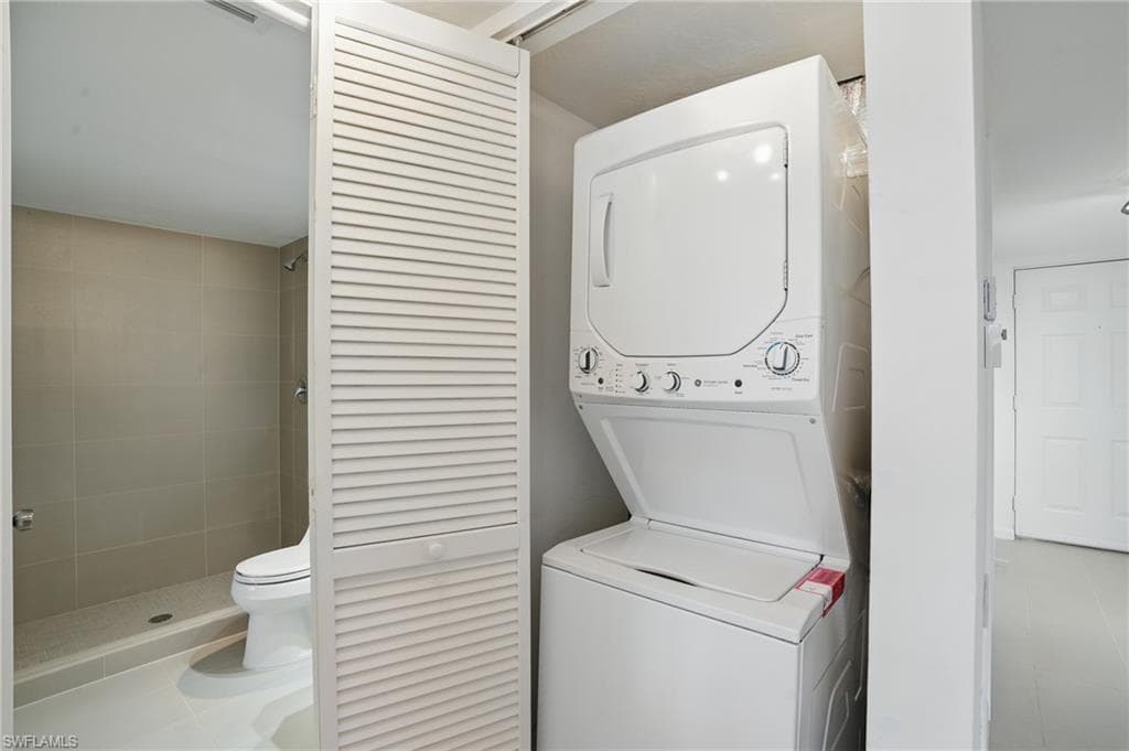 5220 Bonita Beach RD SW # 105, BONITA SPRINGS FL 34134-19