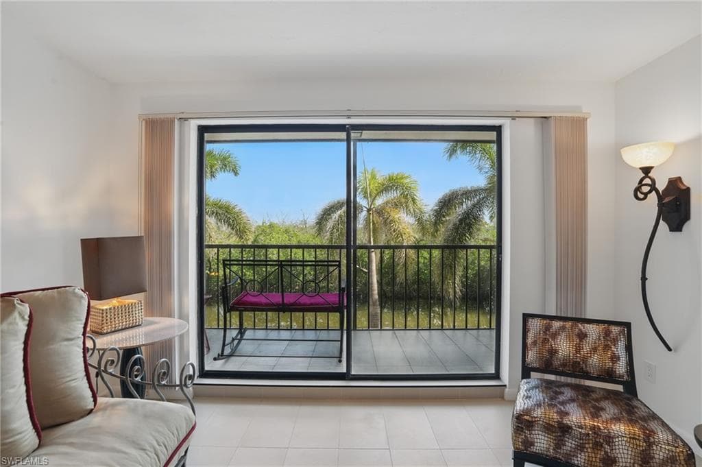 5220 Bonita Beach RD SW # 105, BONITA SPRINGS FL 34134-8
