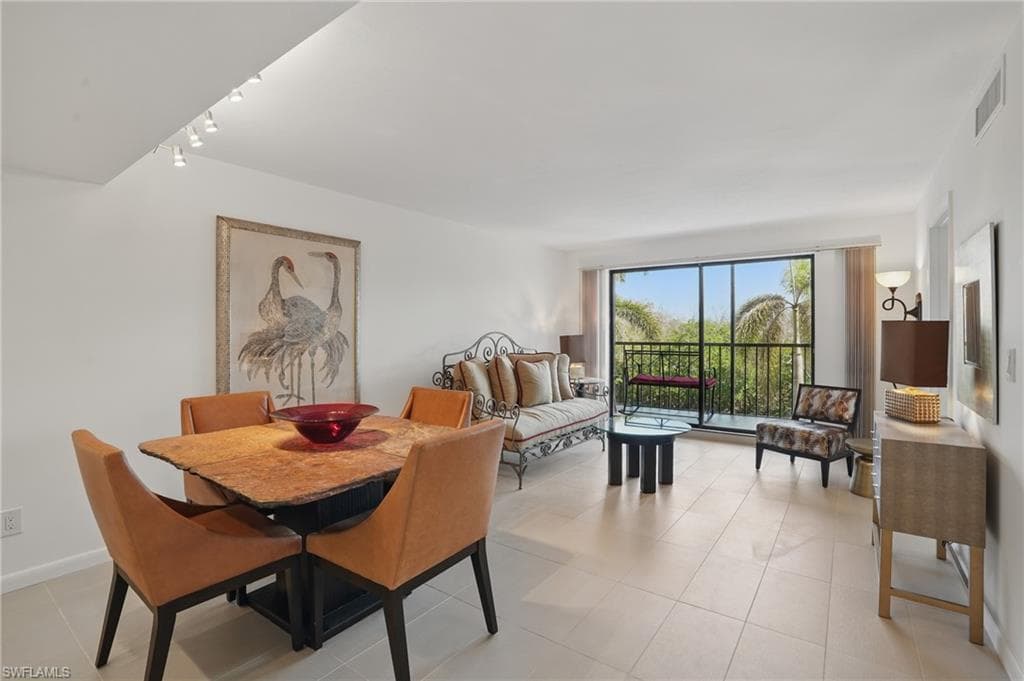 5220 Bonita Beach RD SW # 105, BONITA SPRINGS FL 34134-9