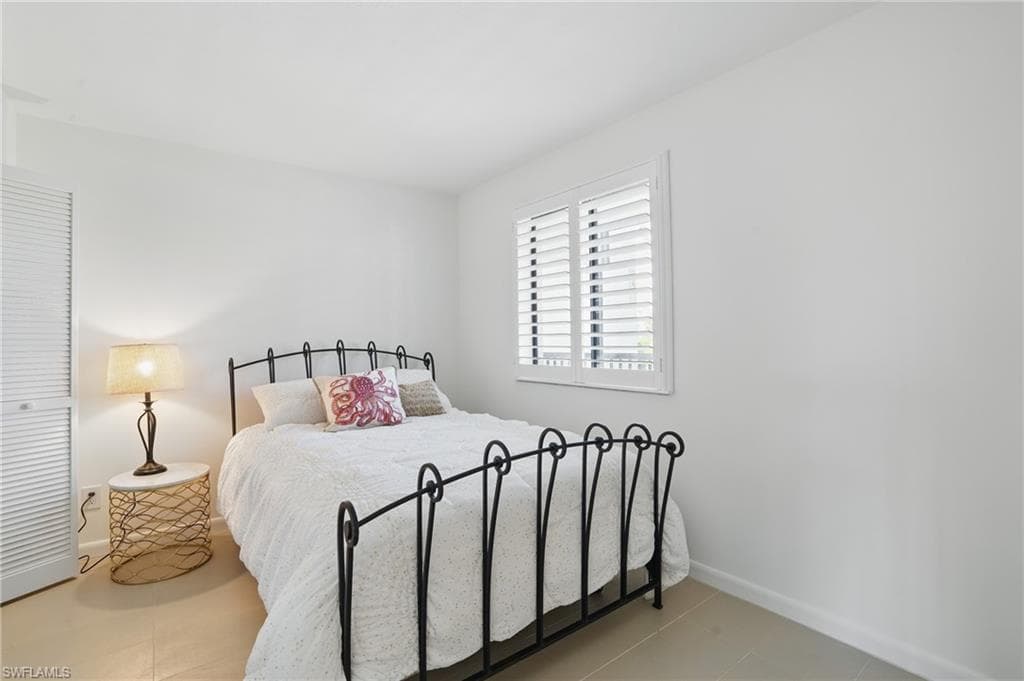 5220 Bonita Beach RD SW # 105, BONITA SPRINGS FL 34134-17