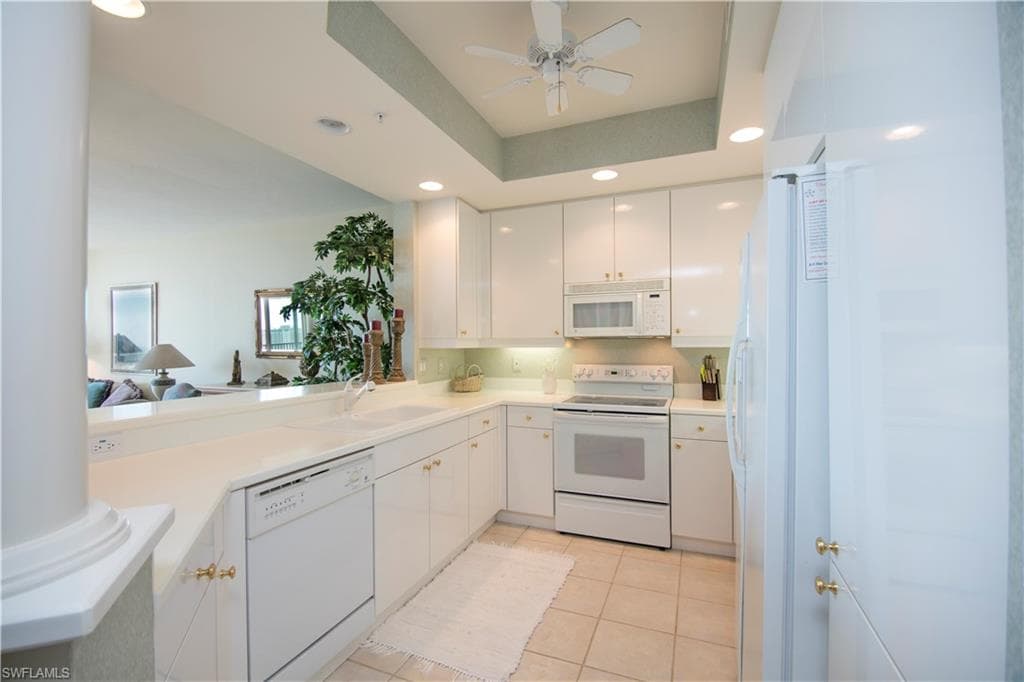 430 Cove Tower DR # 1202, NAPLES FL 34110-5