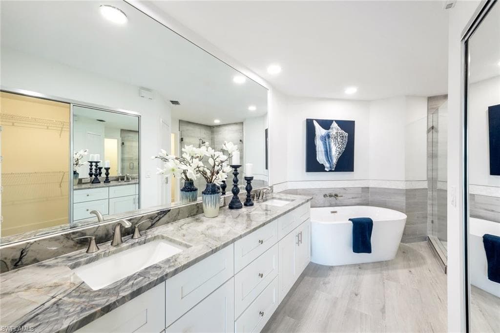 269 Barefoot Beach BLVD # 403, BONITA SPRINGS FL 34134-14