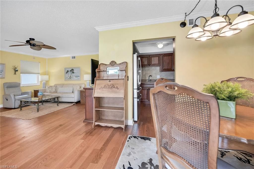 1155 Sandpiper ST # G2, NAPLES FL 34102-15