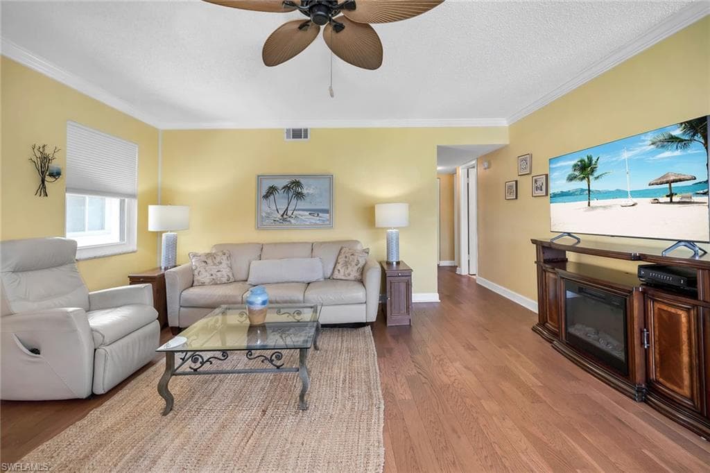 1155 Sandpiper ST # G2, NAPLES FL 34102-10