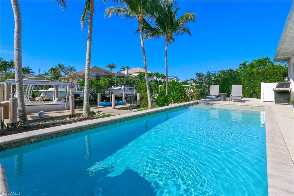 1480 Curlew AVE, NAPLES FL 34102-46