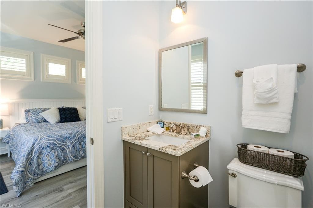 1480 Curlew AVE, NAPLES FL 34102-11