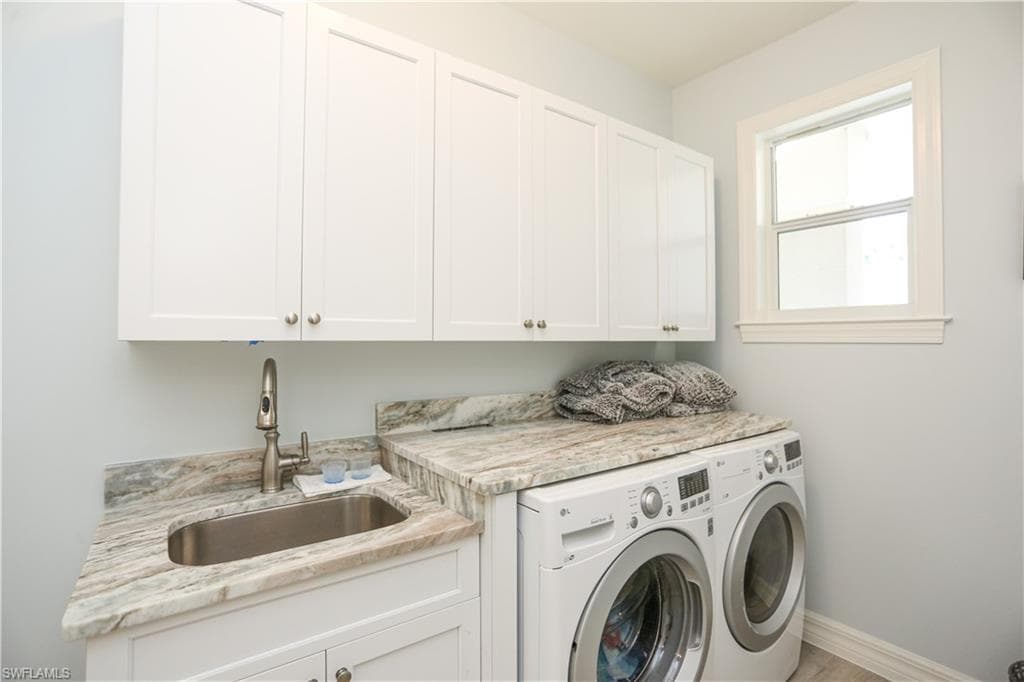 1480 Curlew AVE, NAPLES FL 34102-6