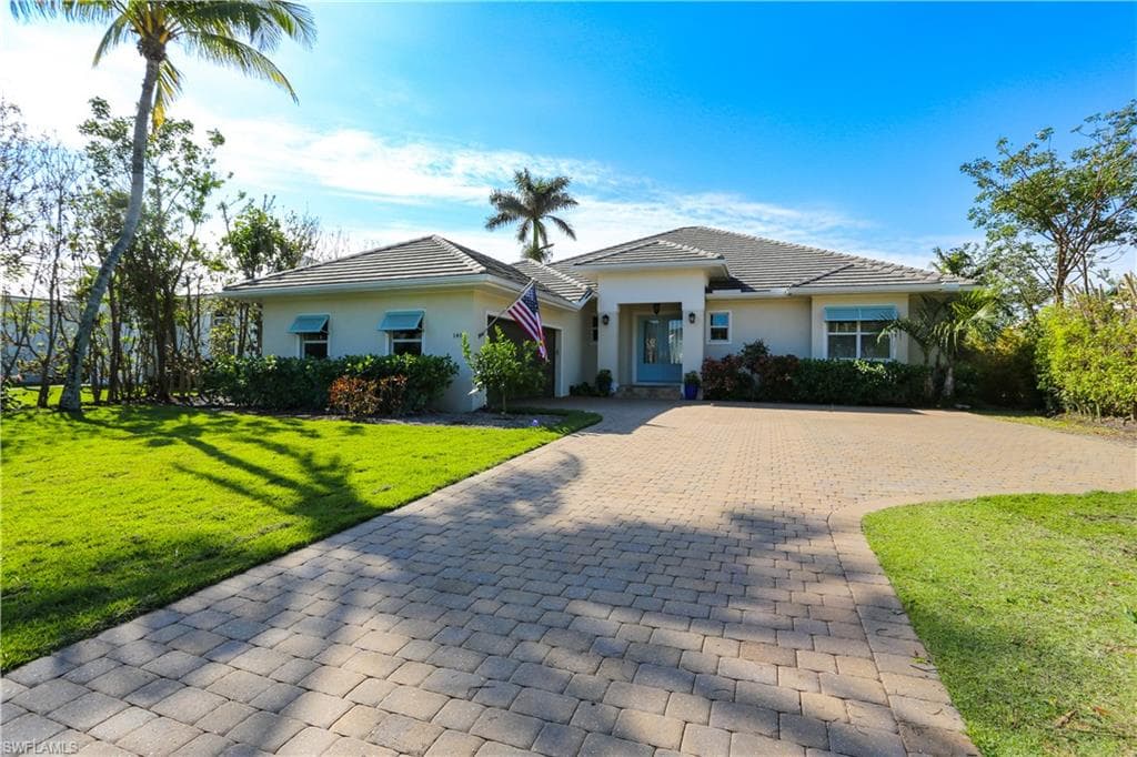 1480 Curlew AVE, NAPLES FL 34102-8