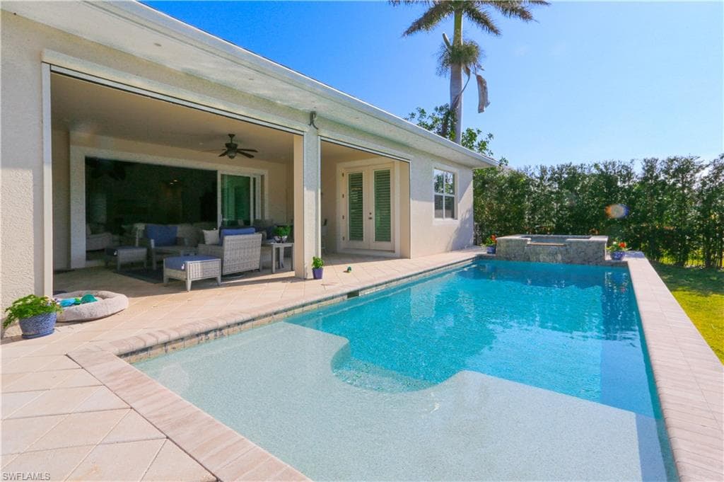 1480 Curlew AVE, NAPLES FL 34102-48