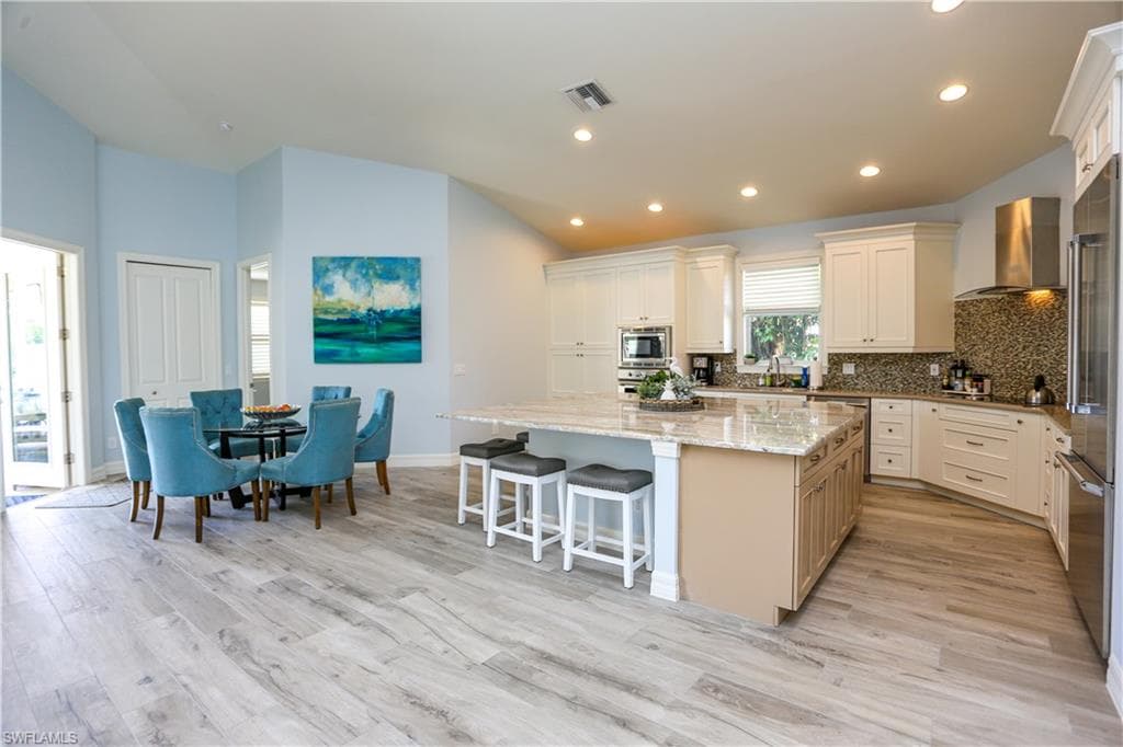 1480 Curlew AVE, NAPLES FL 34102-44