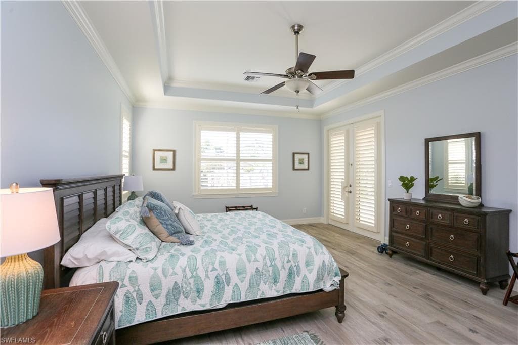 1480 Curlew AVE, NAPLES FL 34102-17