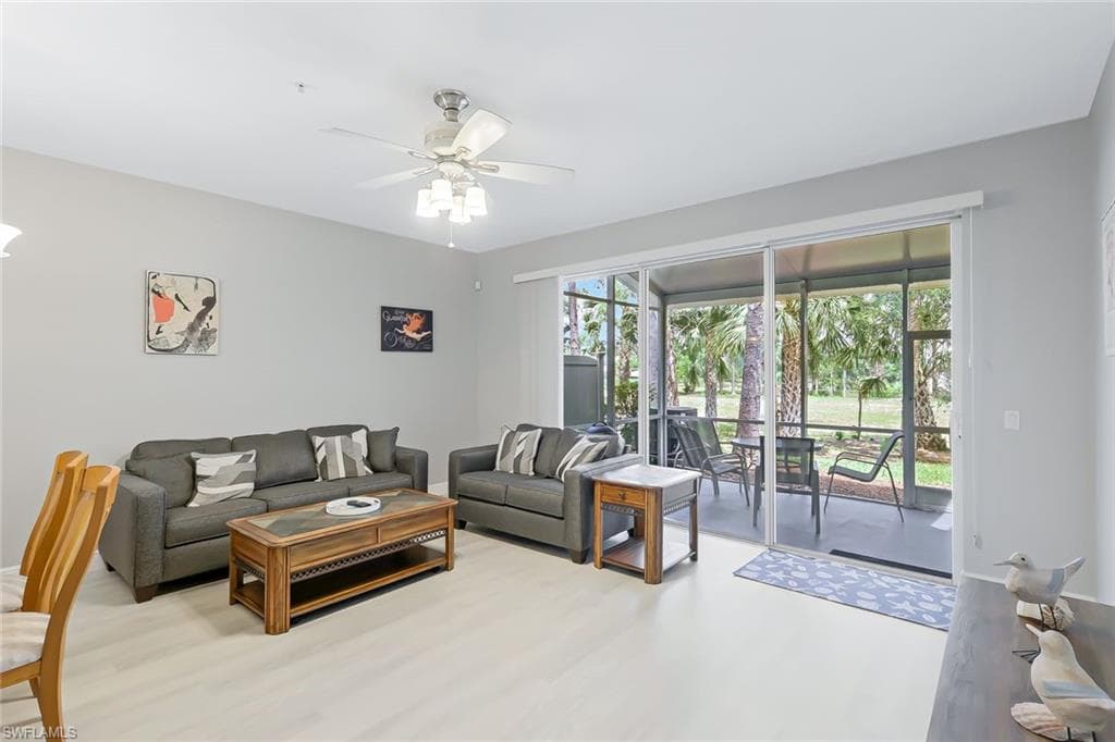 836 Hampton CIR # 171, NAPLES FL 34105-3