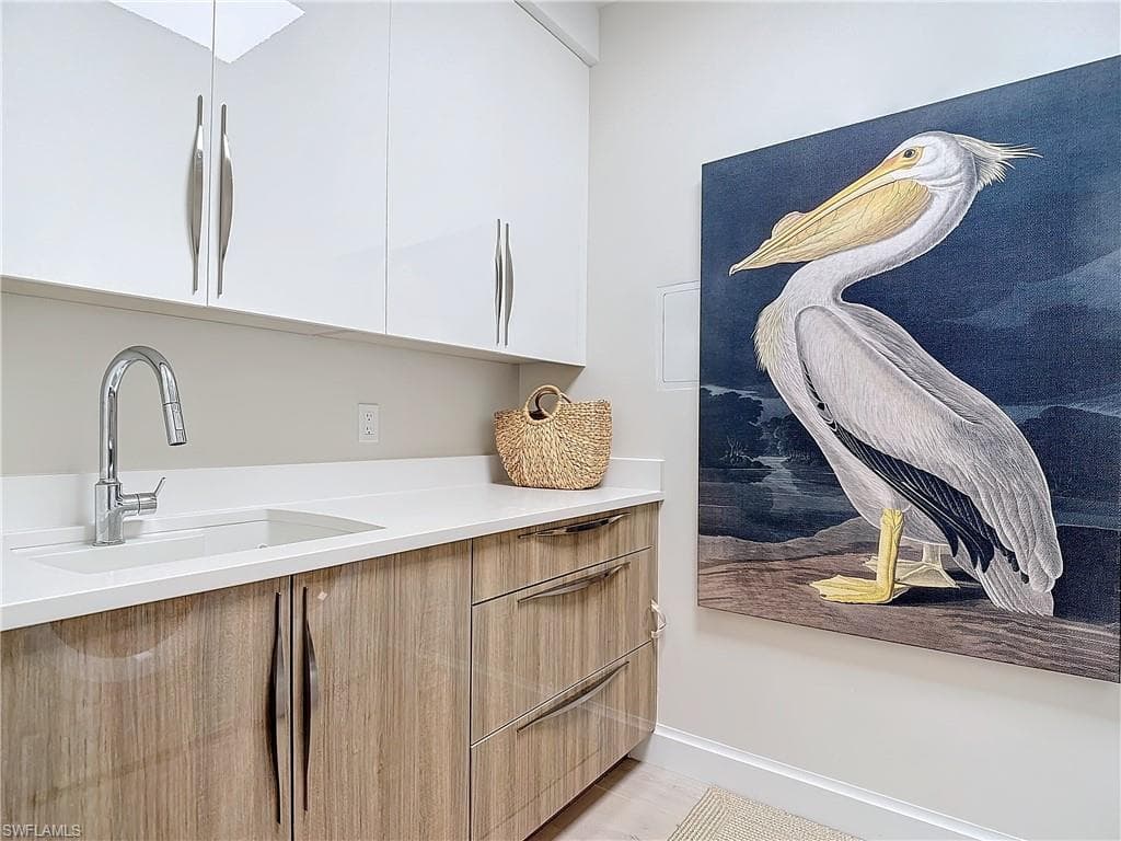 1125 Central AVE # 462, NAPLES FL 34102-30