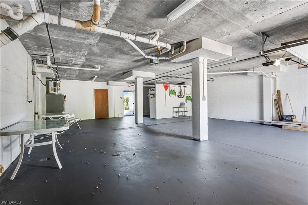 17060 Marina Cove LN, FORT MYERS FL 33908-35