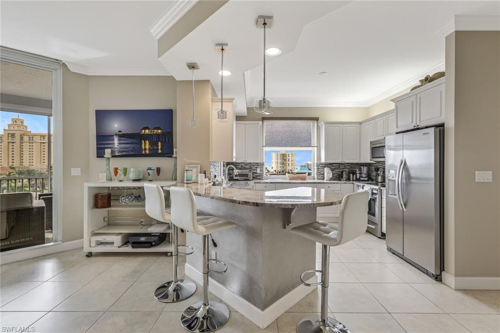 400 Flagship DR # 602, NAPLES FL 34108-6