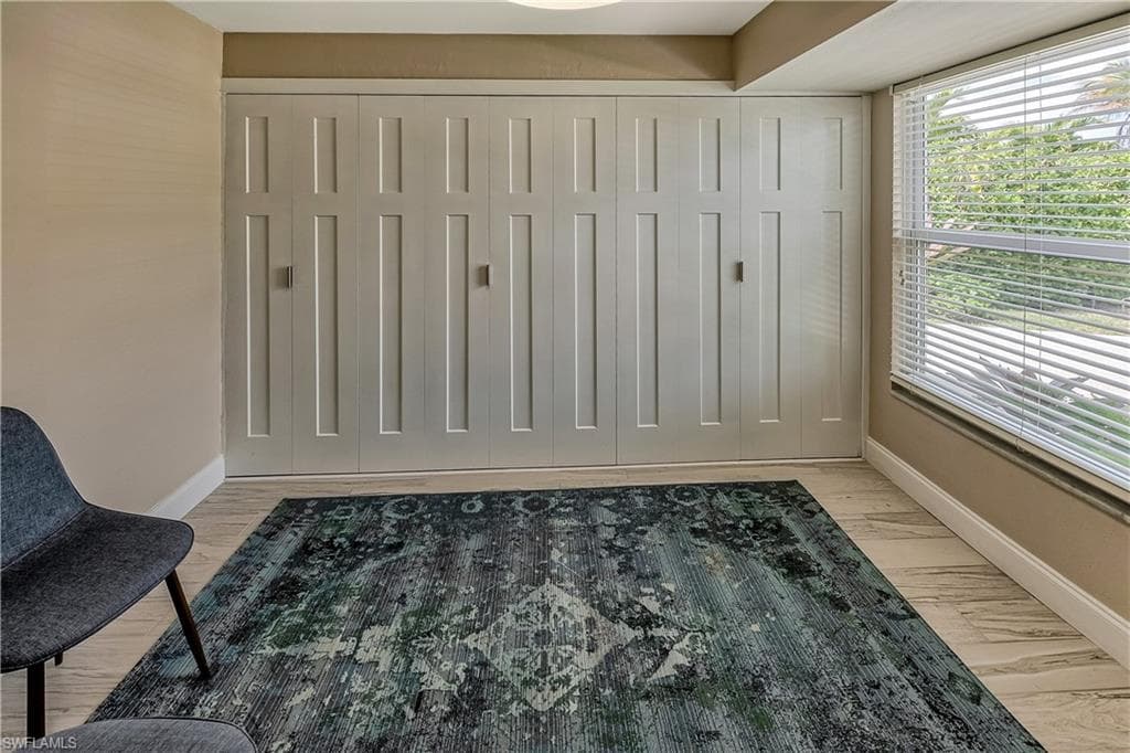 1540 Curlew AVE, NAPLES FL 34102-16