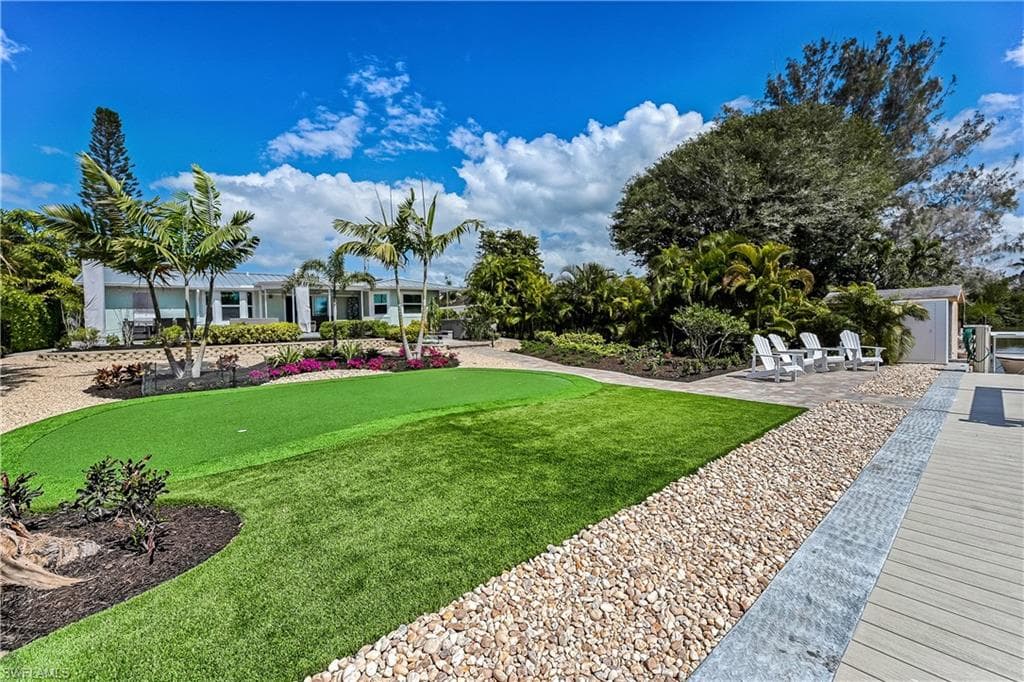 1540 Curlew AVE, NAPLES FL 34102-25