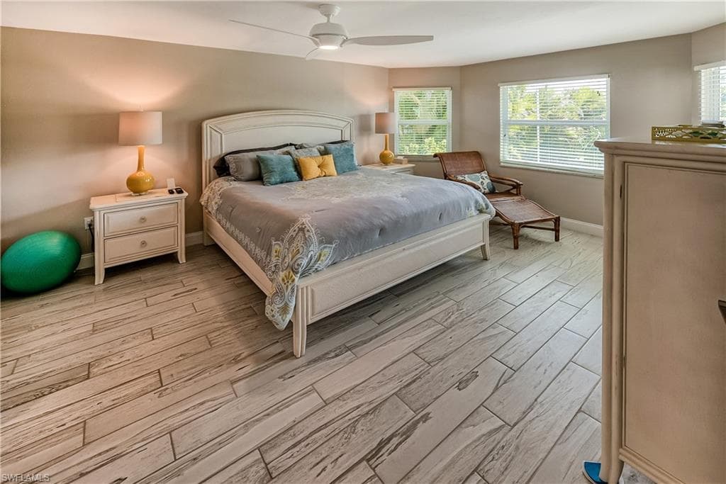 1540 Curlew AVE, NAPLES FL 34102-9