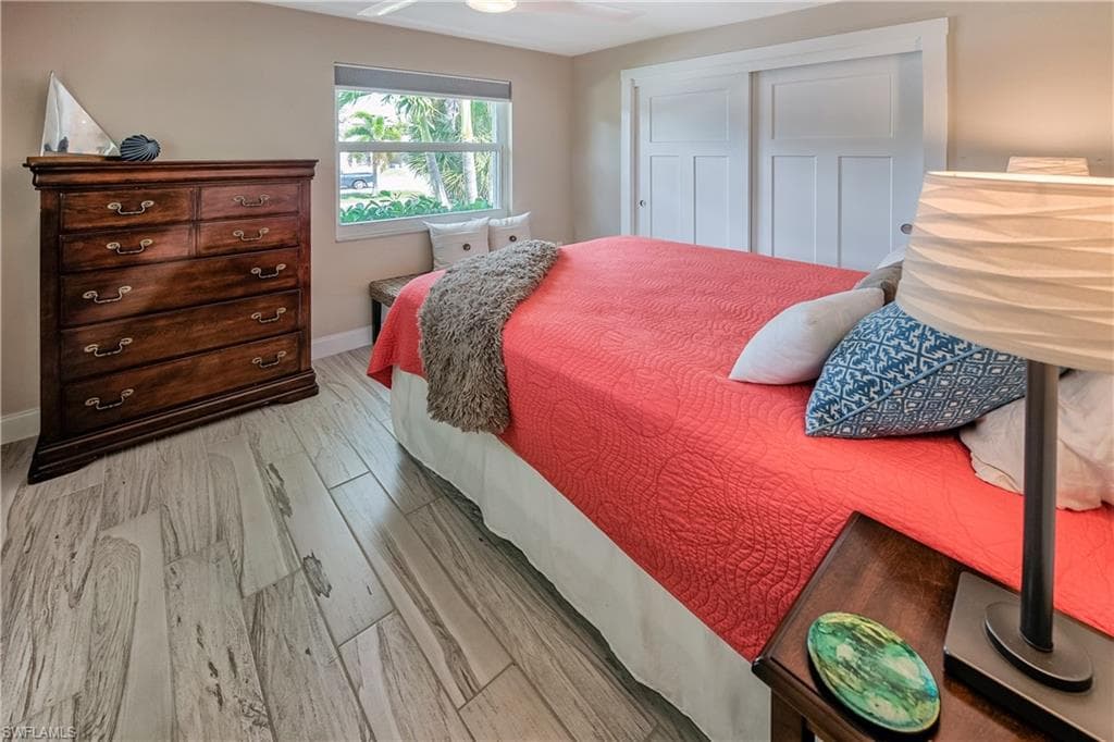 1540 Curlew AVE, NAPLES FL 34102-13