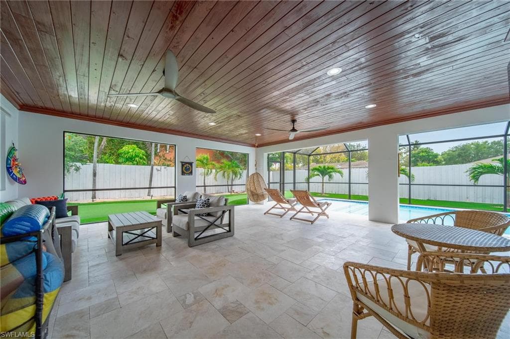 1300 Hilltop DR, NAPLES FL 34103-25