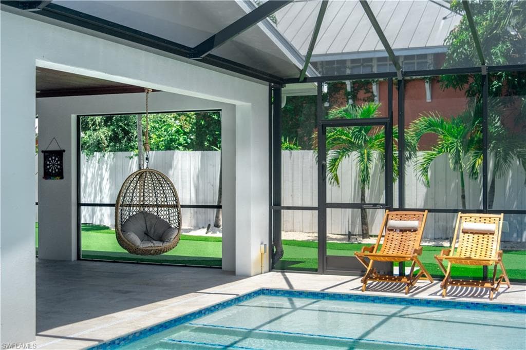 1300 Hilltop DR, NAPLES FL 34103-35