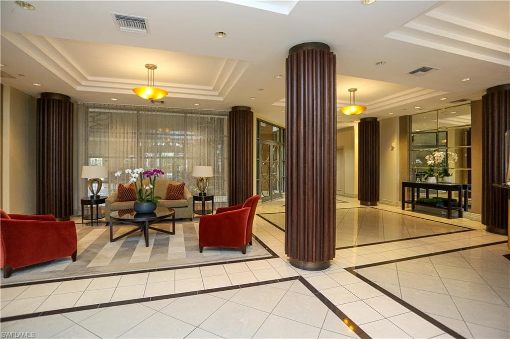 4041 Gulf Shore BLVD N # 305, NAPLES FL 34103-33