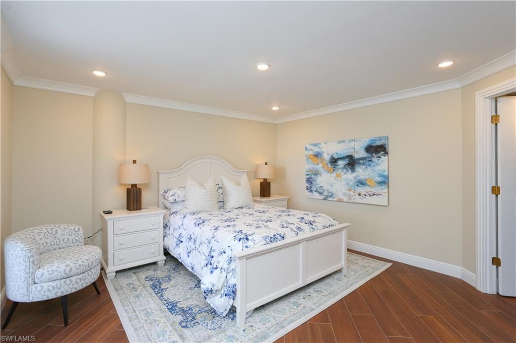 4041 Gulf Shore BLVD N # 305, NAPLES FL 34103-17