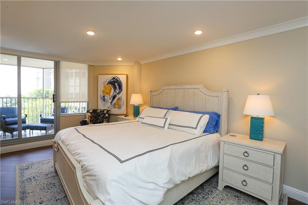 4041 Gulf Shore BLVD N # 305, NAPLES FL 34103-20