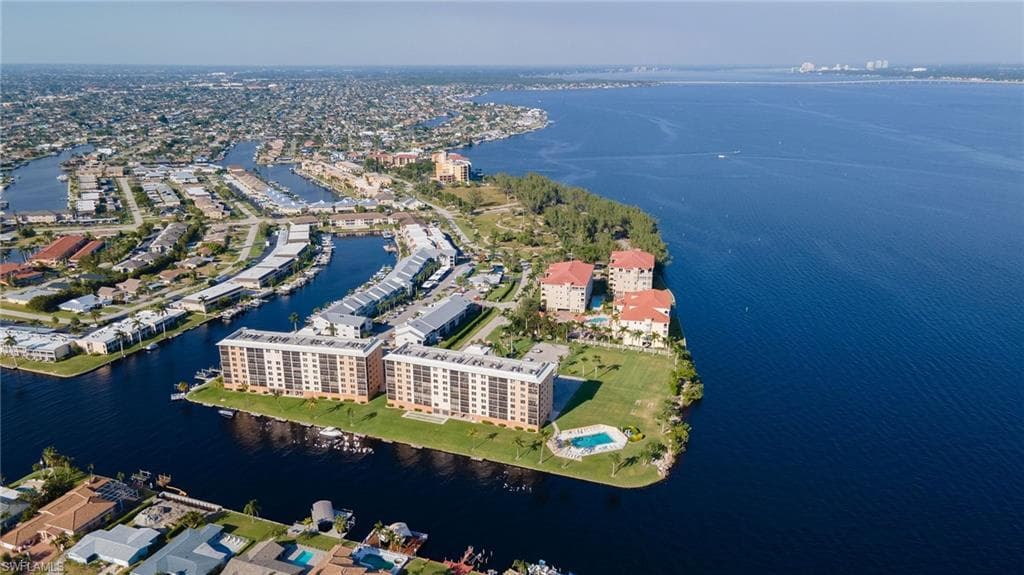 4260 SE 20th PL # 4260, CAPE CORAL FL 33904-2