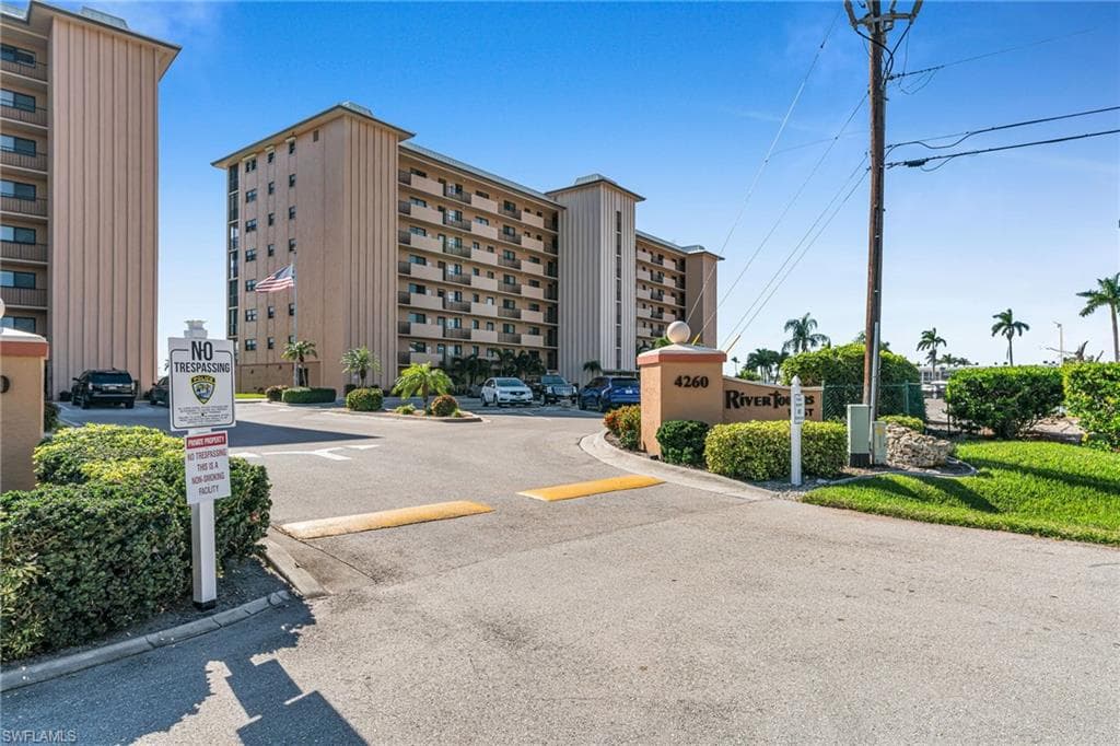 4260 SE 20th PL # 4260, CAPE CORAL FL 33904-4