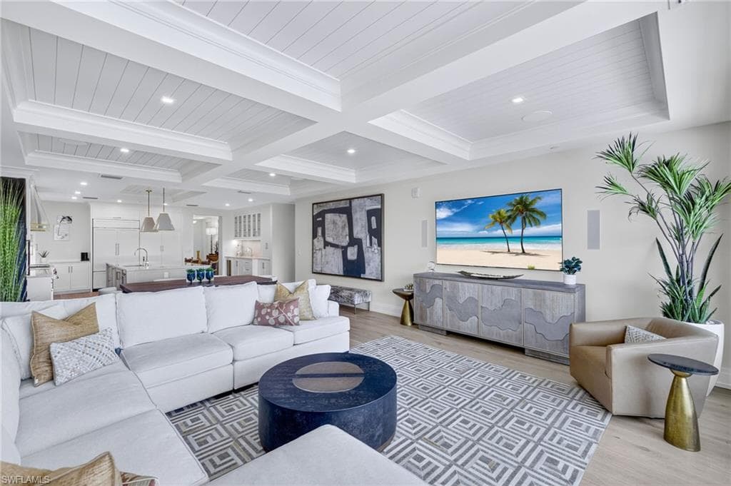 1820 Gulf Shore BLVD N 202-12