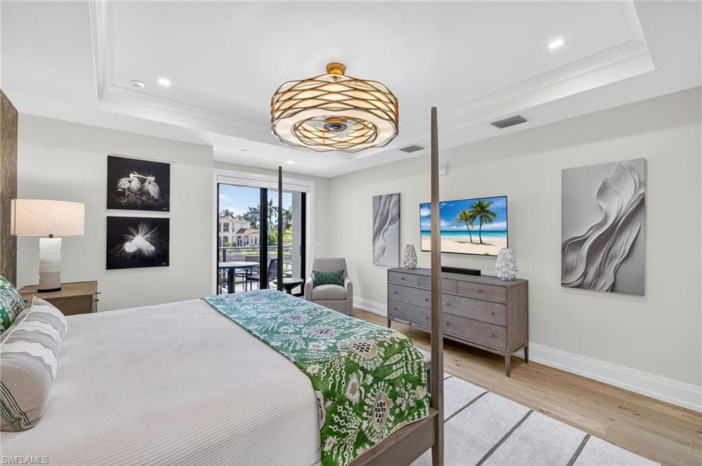 1820 Gulf Shore BLVD N 202-16