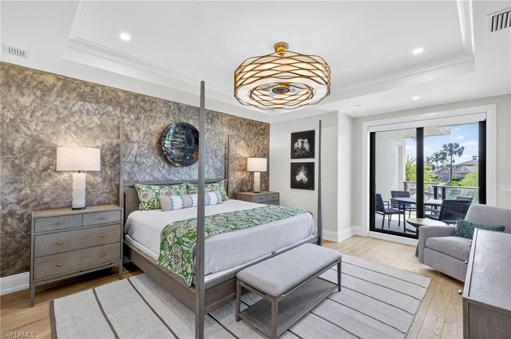 1820 Gulf Shore BLVD N 202-15