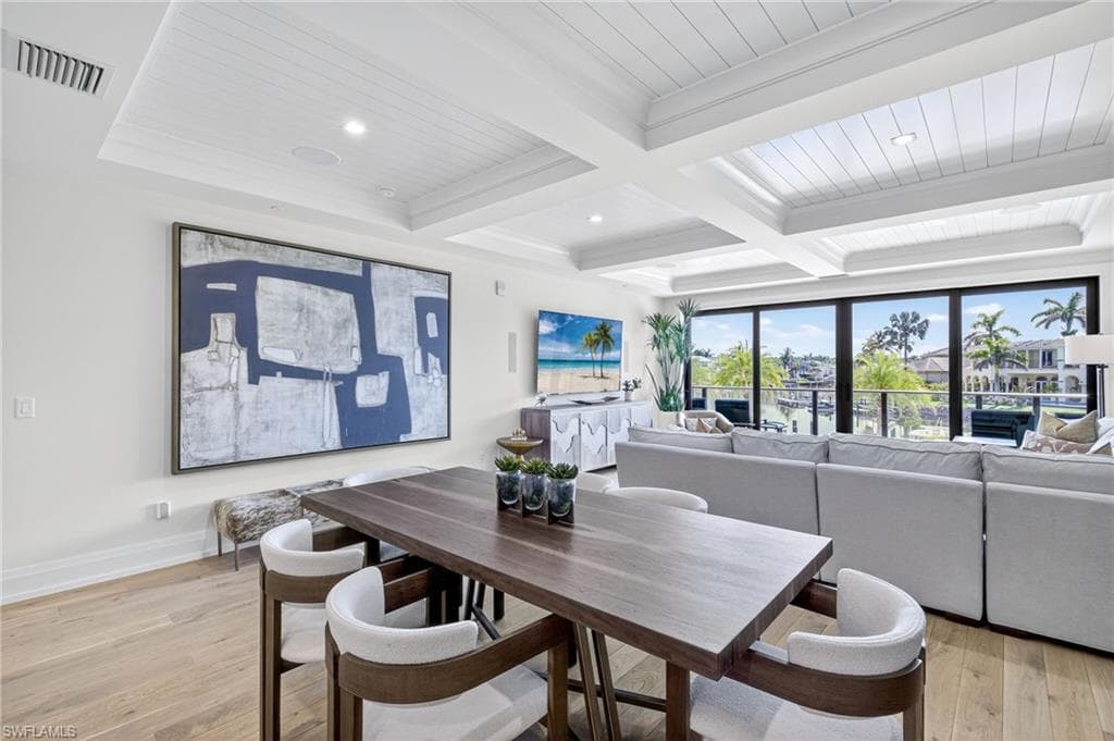 1820 Gulf Shore BLVD N 202-14