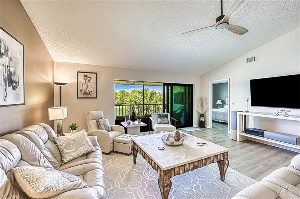 5708 Deauville CIR # J305, NAPLES FL 34112-12