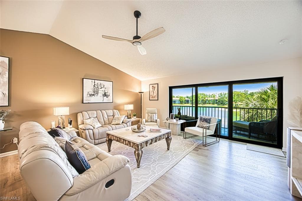 5708 Deauville CIR # J305, NAPLES FL 34112-11