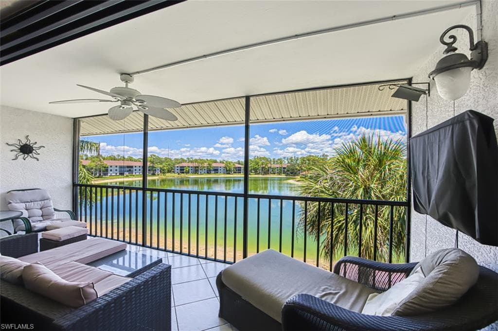 5708 Deauville CIR # J305, NAPLES FL 34112-13