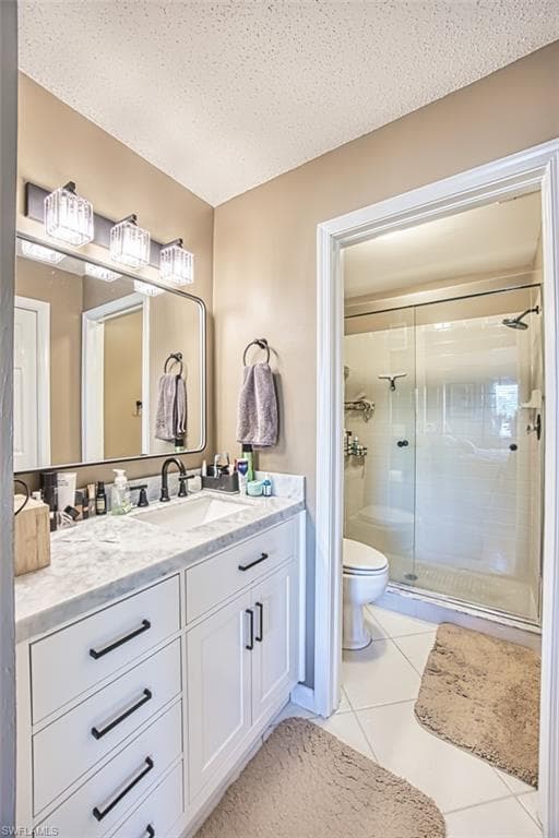 5708 Deauville CIR # J305, NAPLES FL 34112-18