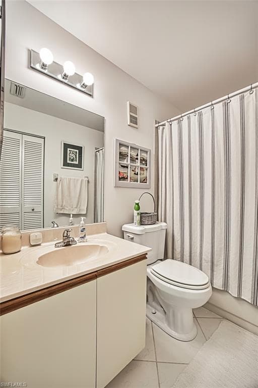 5708 Deauville CIR # J305, NAPLES FL 34112-20