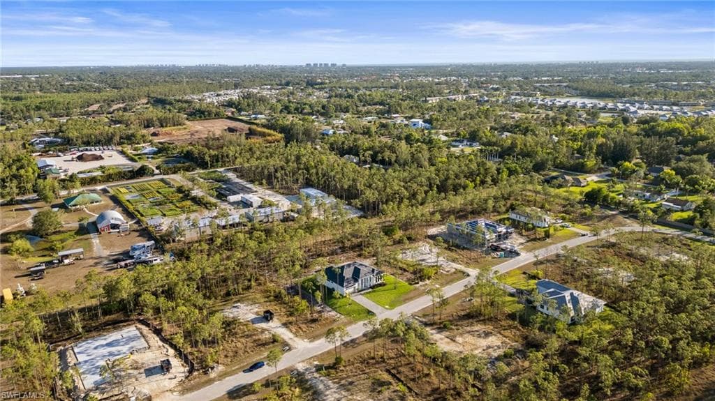 25400 Divot DR, BONITA SPRINGS FL 34135-38